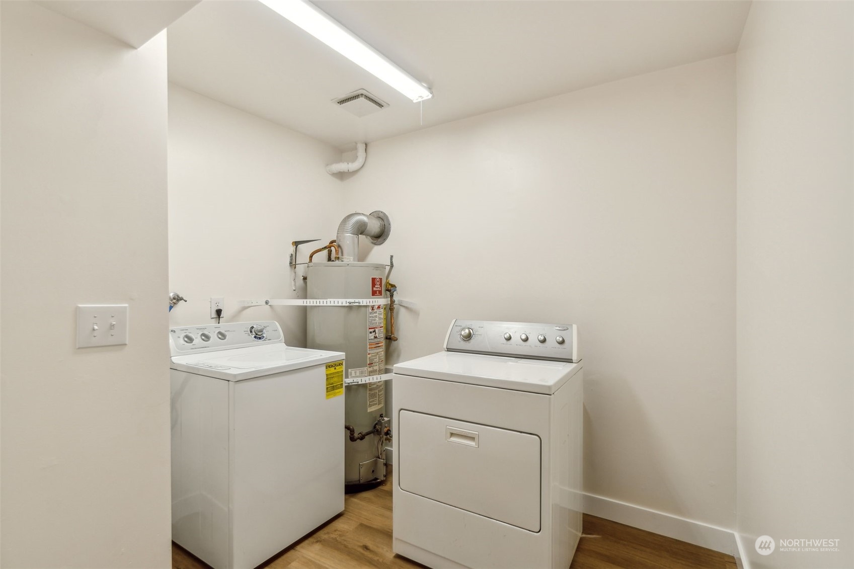 1901 Northeast 17th Place Renton, WA 98056 - Photo 29 of 40 a utility room with dryer and washer