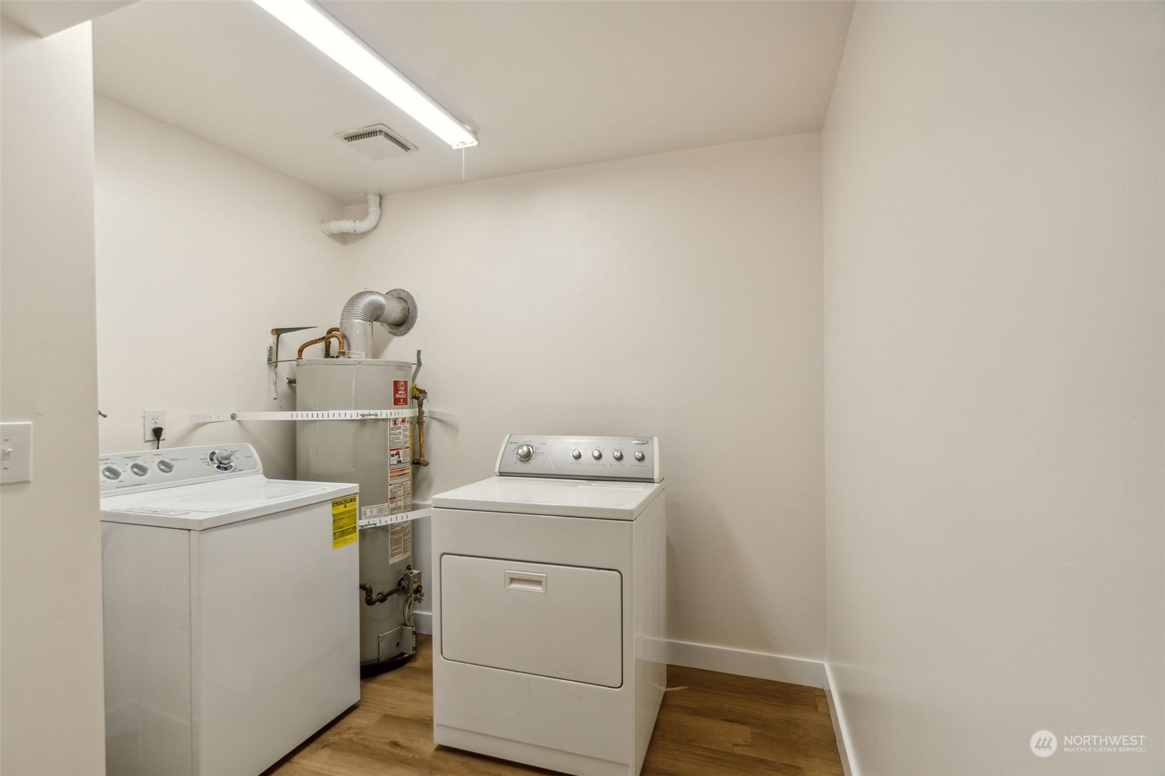 1901 Northeast 17th Place Renton, WA 98056 - Photo 30 of 40 a utility room with dryer and washer