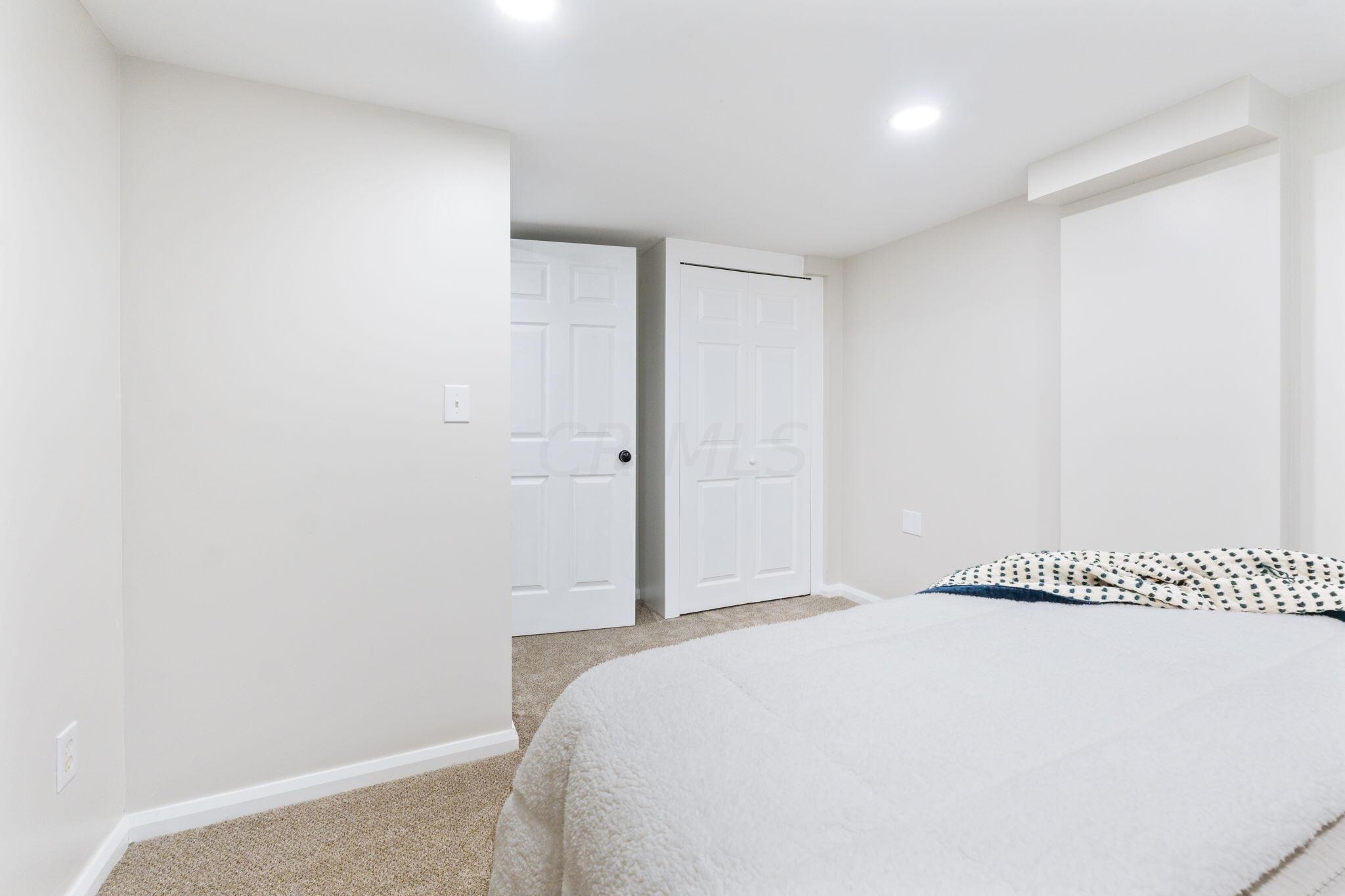 1081 Racine Avenue Columbus, OH 43204 - Photo 16 of 53 1081 Racine Ave (Interior)-35