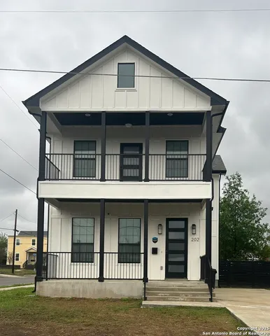$2,250 | 202 Cactus Street, San Antonio, TX 78203