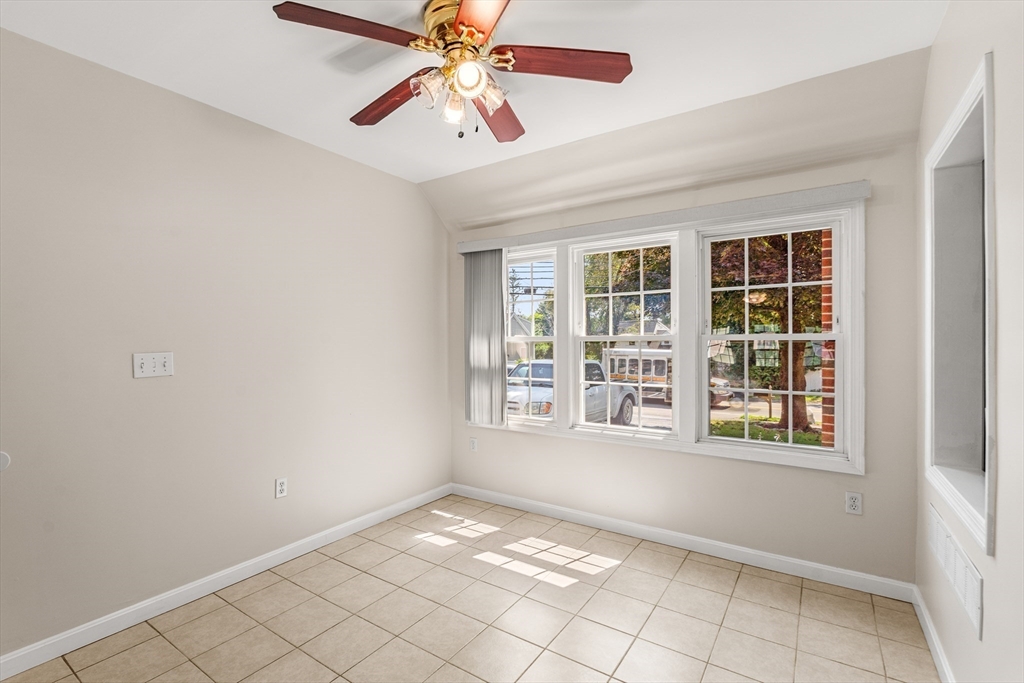 281 Lowell Street Lexington, MA 02420 - Photo 14 of 42