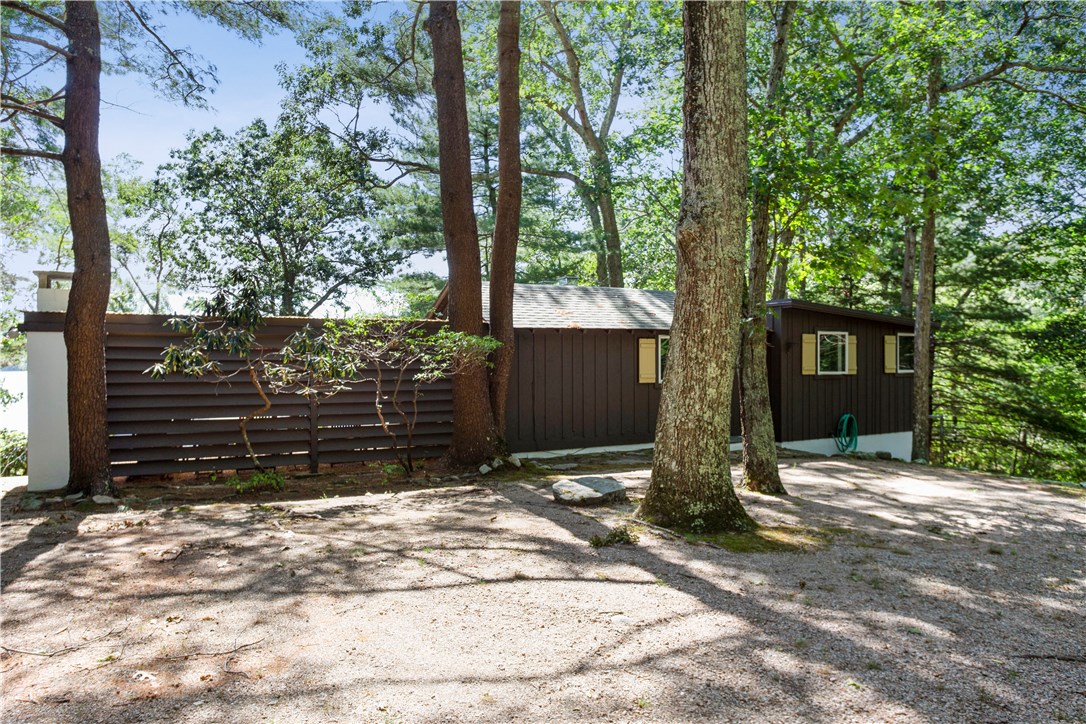 960 Gilbert Stuart Road North Kingstown, RI 02874 - Photo 12 of 37