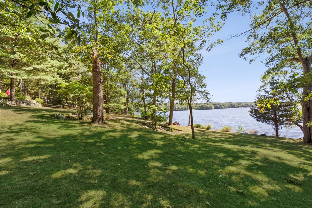 960 Gilbert Stuart Road North Kingstown, RI 02874 - Photo 14 of 37