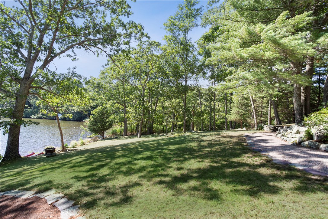 960 Gilbert Stuart Road North Kingstown, RI 02874 - Photo 15 of 37