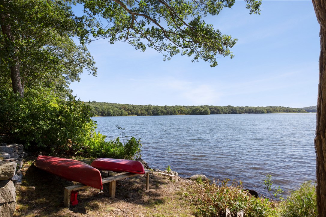 960 Gilbert Stuart Road North Kingstown, RI 02874 - Photo 2 of 37