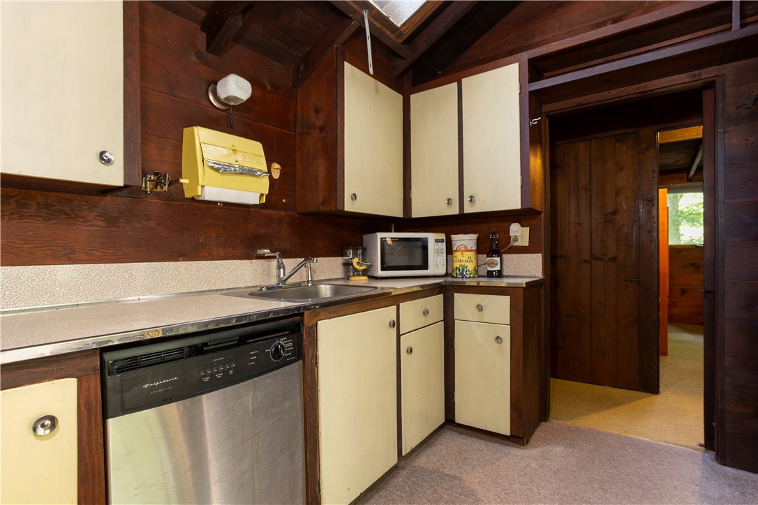 960 Gilbert Stuart Road North Kingstown, RI 02874 - Photo 22 of 37