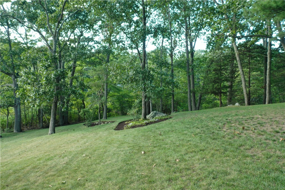 960 Gilbert Stuart Road North Kingstown, RI 02874 - Photo 32 of 37