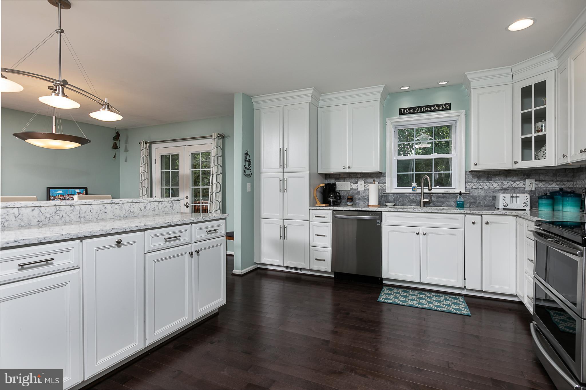 2121 Woodview Road Finksburg, MD 21048 - Photo 9 of 30 Kitchen