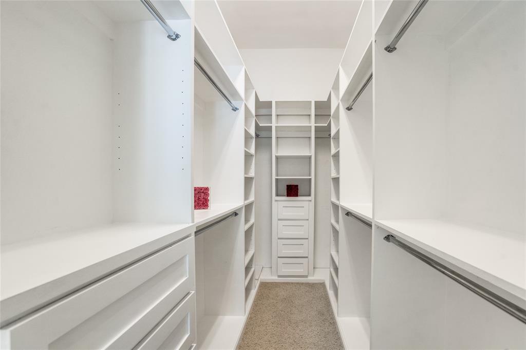 1804 Goodnight Lane Allen, TX 75002 - Photo 23 of 35 View of Primary walk in closet