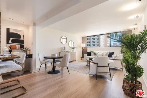 $700,000 | 10535 Wilshire Boulevard, Unit 701, Los Angeles, CA 90024