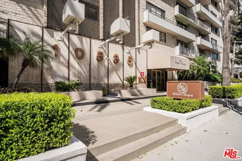 $700,000 | 10535 Wilshire Boulevard, Unit 701, Los Angeles, CA 90024