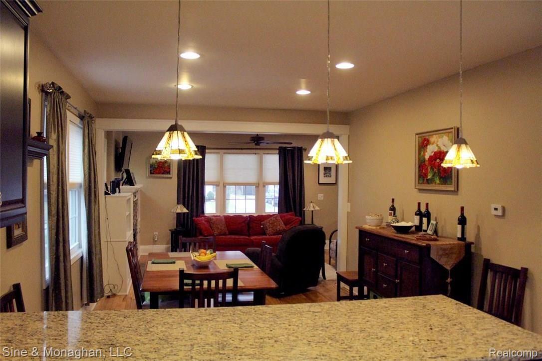 916 Rivard Boulevard Grosse Pointe, MI 48230 - Photo 53 of 73 IMG_7129.jpg