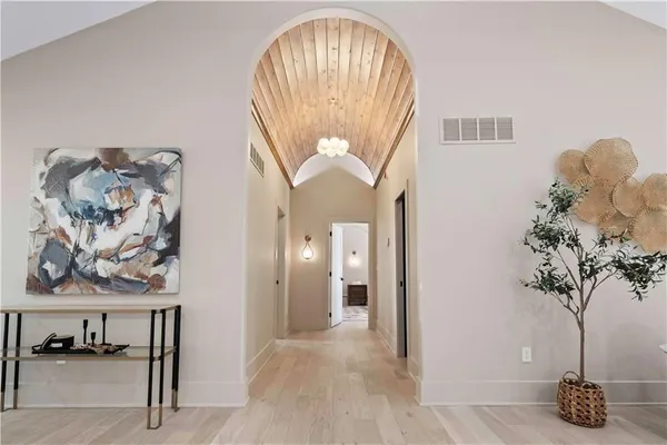 $1,345,000 | 2019 West 81st Terrace, Leawood, KS 66206