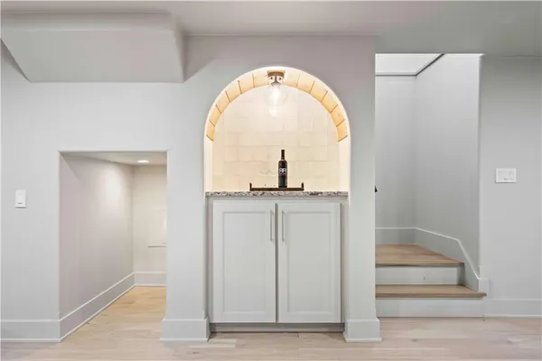 $1,345,000 | 2019 West 81st Terrace, Leawood, KS 66206