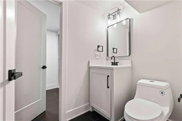$1,345,000 | 2019 West 81st Terrace, Leawood, KS 66206