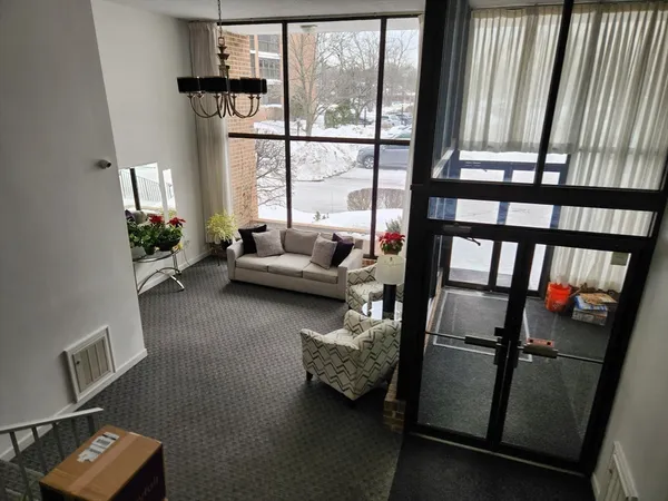 $400,000 | 51 Melrose Street, Unit 1A, Melrose, MA 02176