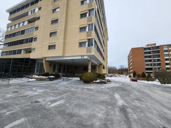 $400,000 | 51 Melrose Street, Unit 1A, Melrose, MA 02176