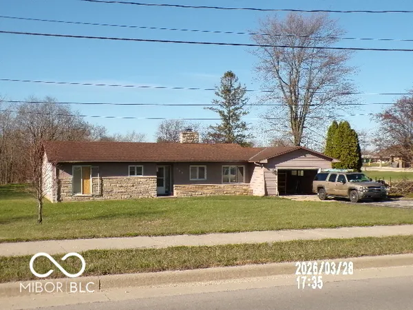 $189,900 | 985 East Washington Street, Winchester, IN 47394