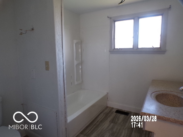 985 East Washington Street Winchester, IN 47394 - Photo 3 of 11