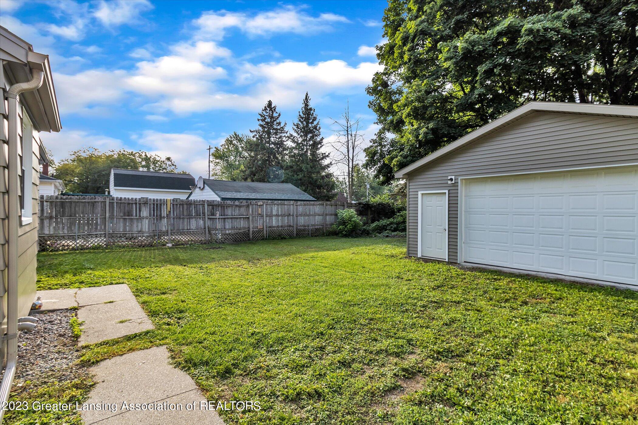 511 West Holmes Road Lansing, MI 48910 - Photo 36 of 36 36-511-W-Holmes-Rd-WindowStill-Real-Esta