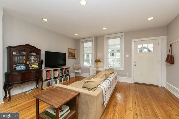 $350,000 | 260 North Aberdeen Avenue, Wayne, PA 19087