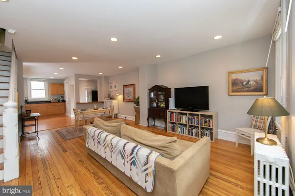 $350,000 | 260 North Aberdeen Avenue, Wayne, PA 19087