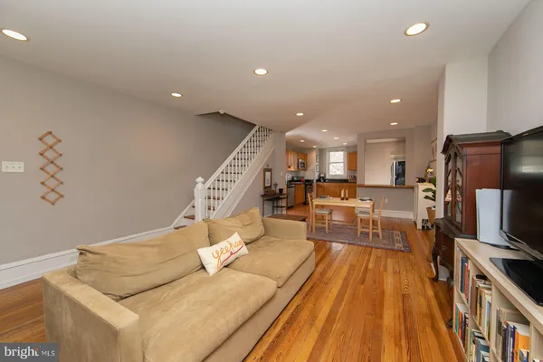 $350,000 | 260 North Aberdeen Avenue, Wayne, PA 19087