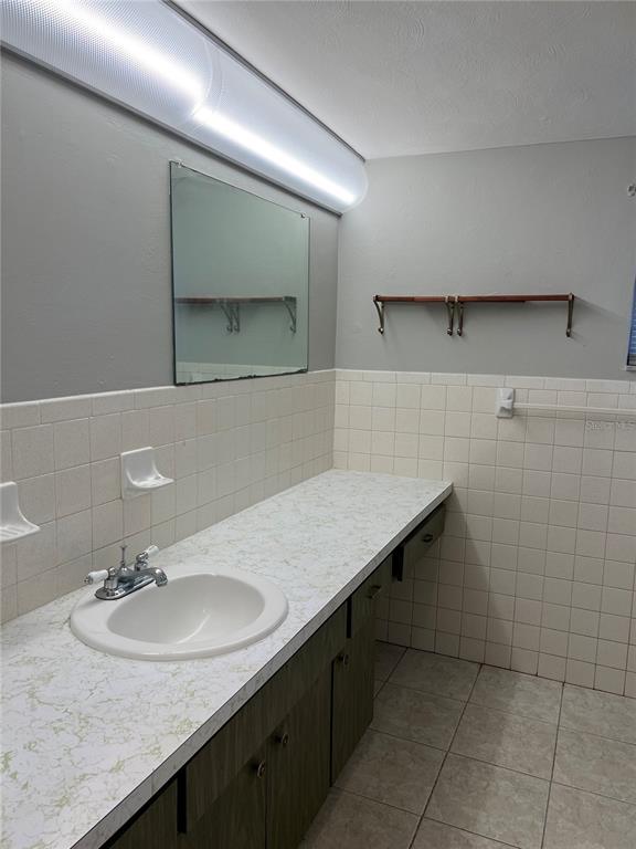 5825 Elm Street New Port Richey, FL 34652 - Photo 13 of 16