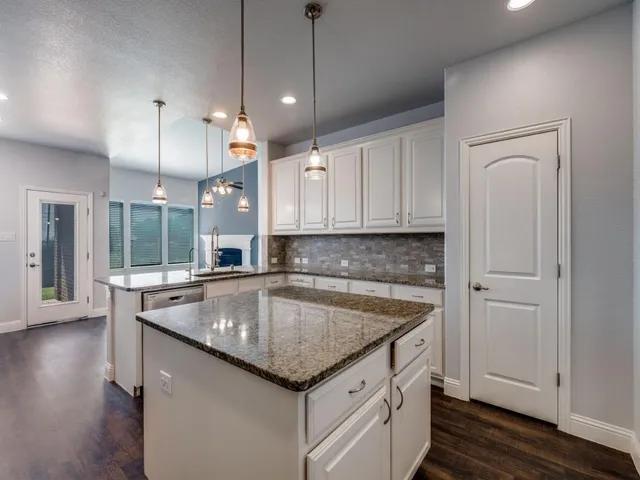 $3,700 | 2523 Linwood Drive, Mansfield, TX 76084