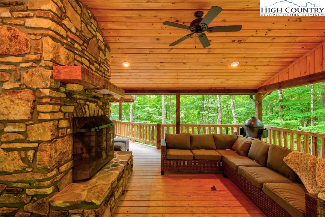 159 Stony Branch Road West Jefferson, NC 28694 - Photo 8 of 50 Gallery Image 8