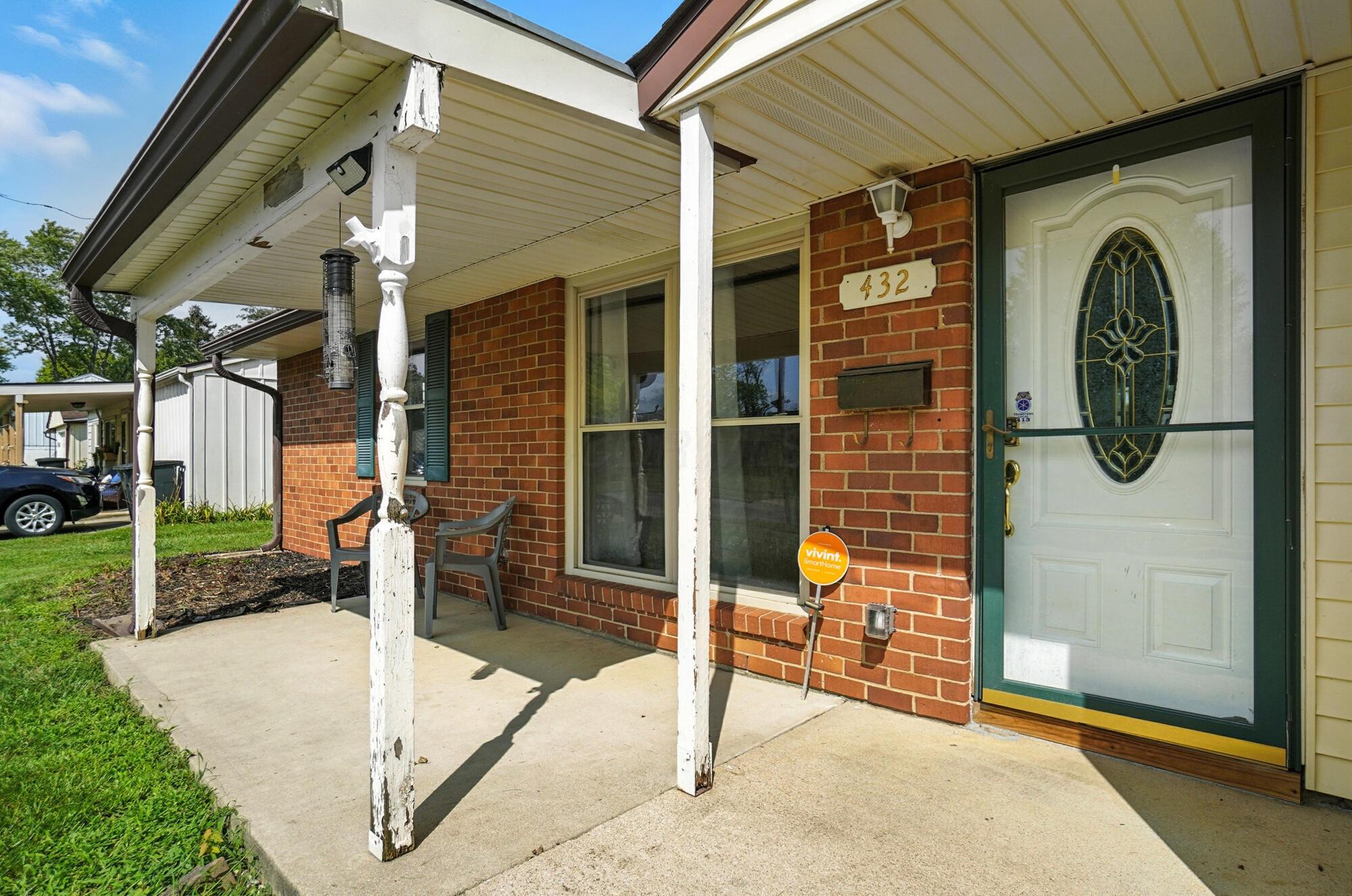 432 Redmond Road Columbus, OH 43228 - Photo 5 of 45 022