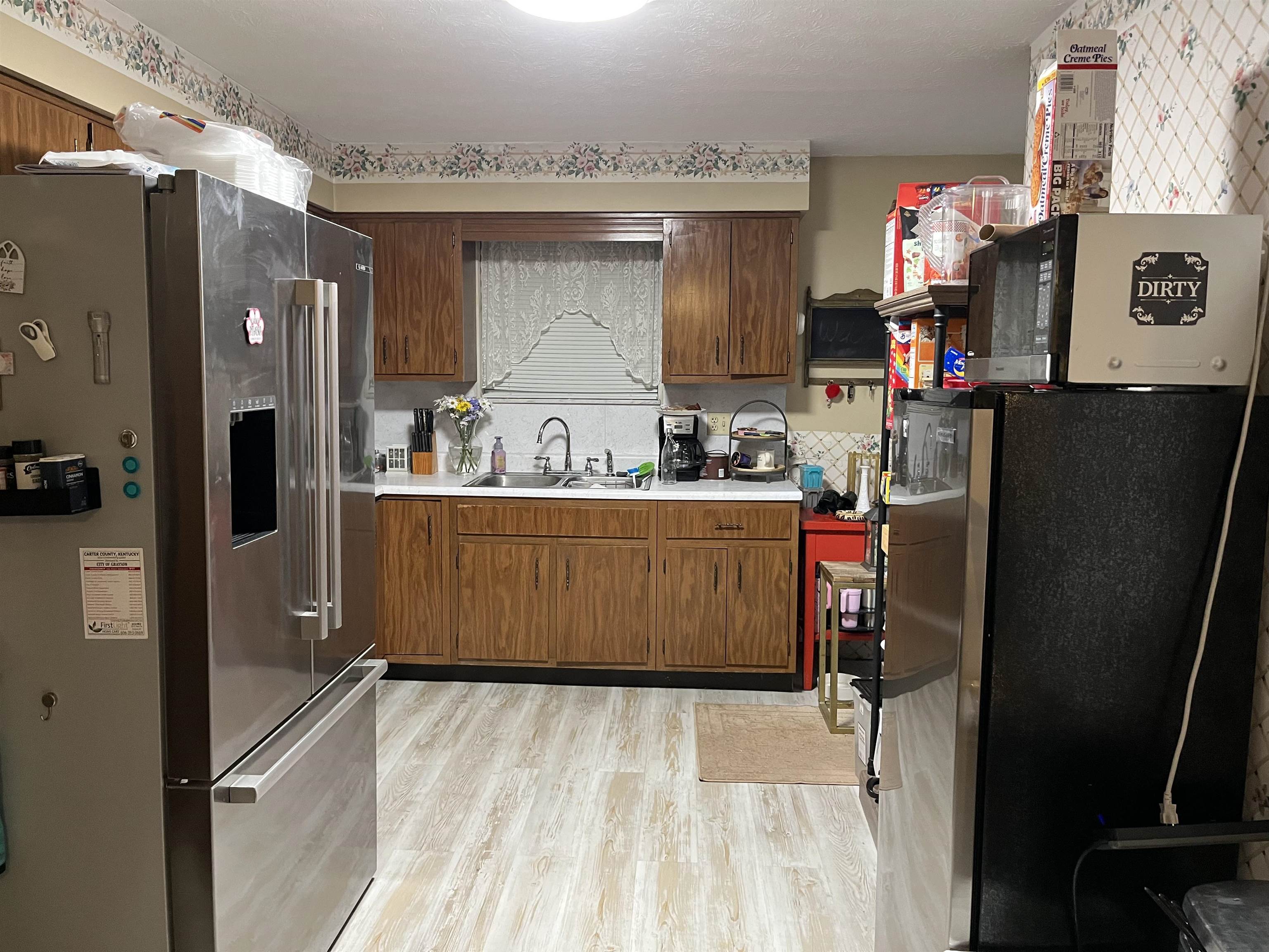 65 7th Street Grayson, KY 41143 - Photo 2 of 14