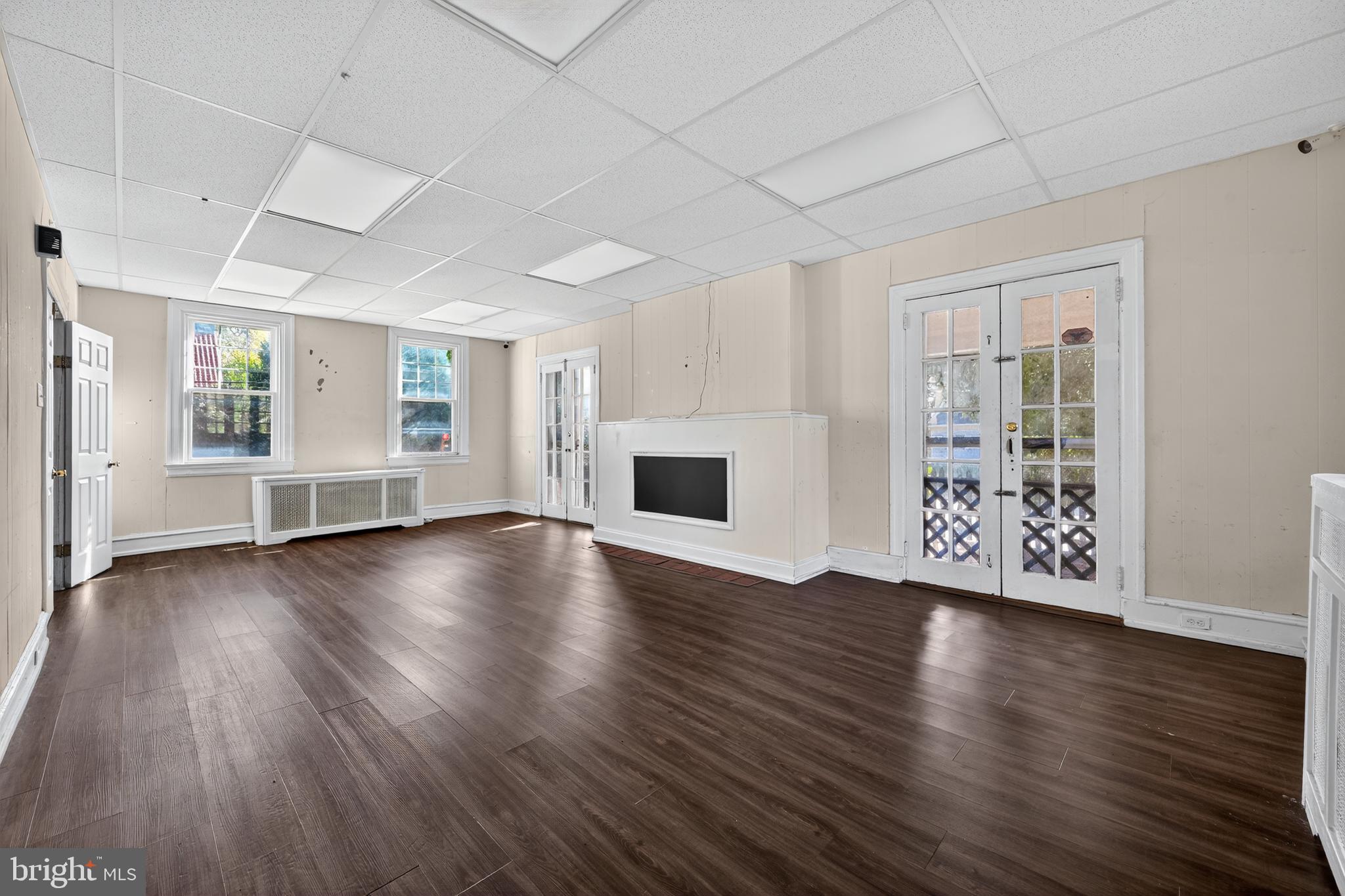 223 East Park Road Havertown, PA 19083 - Photo 16 of 43 a view of a livingroom with wooden floor