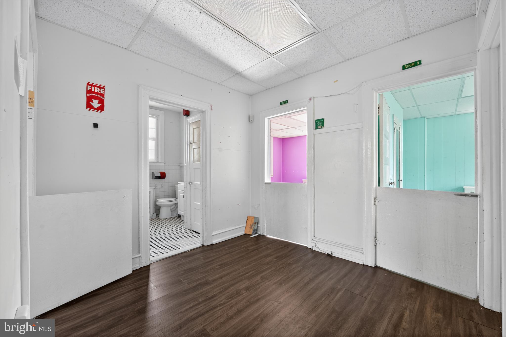 223 East Park Road Havertown, PA 19083 - Photo 31 of 43 a view of an empty room