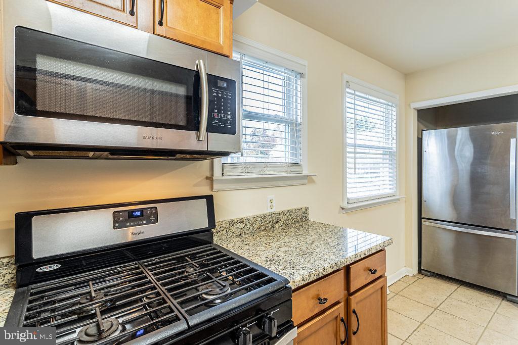 802 Mt Road Burlington, NJ 08016 - Photo 8 of 25 Gallery Image 8