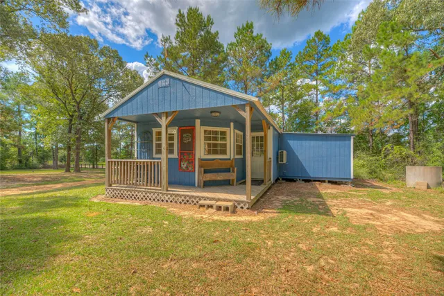 $699,900 | 446 County Road 3550, Woodville, TX 75979