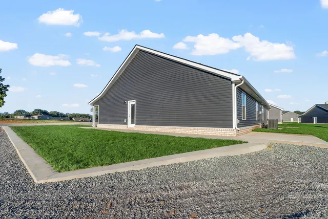 $1,250 | 213 Primrose Way, Oak Grove, KY 42262