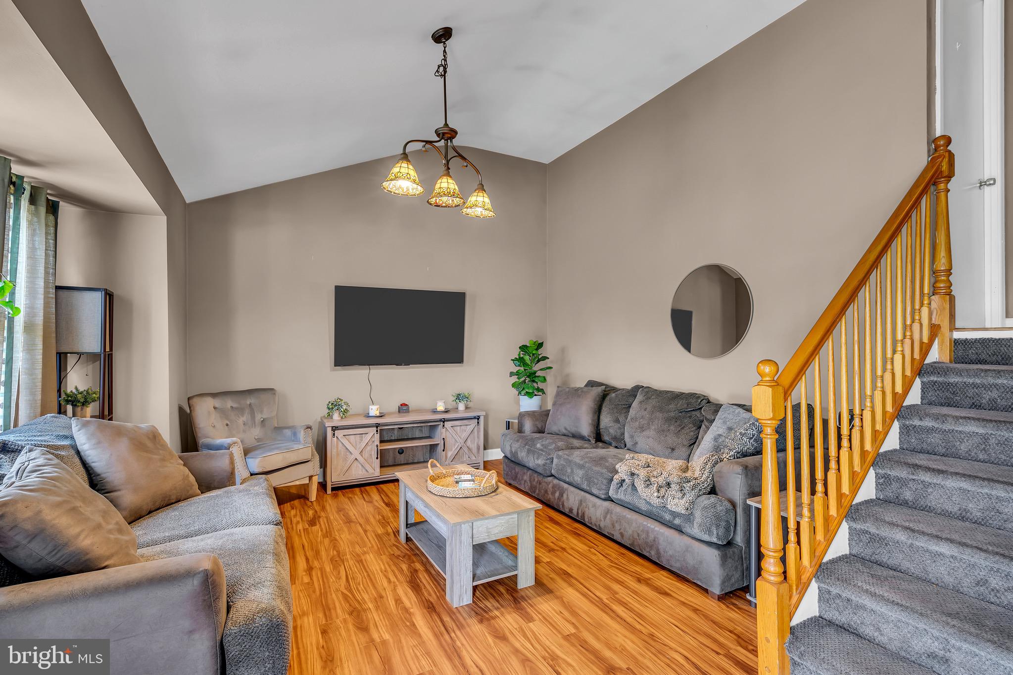 2 Pleasant Drive Hamilton, NJ 08620 - Photo 8 of 34