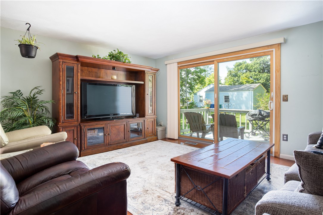 161 West Shore Road, Unit B12 Warwick, RI 02889 - Photo 4 of 27