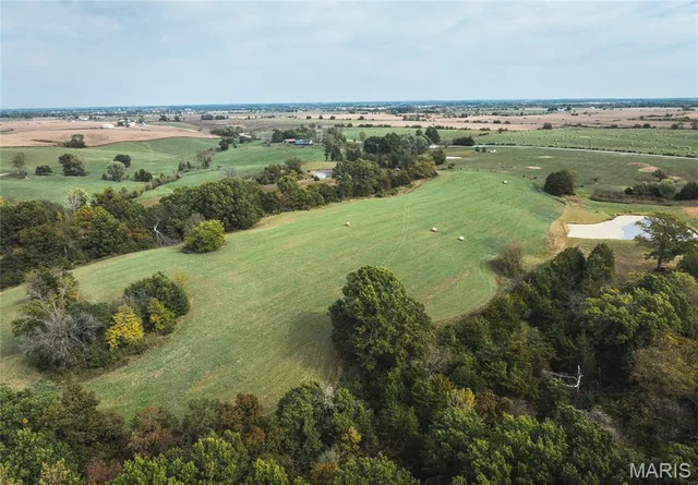 $475,000 | 23800 Foxtrot Lane, Kirksville, MO 63501