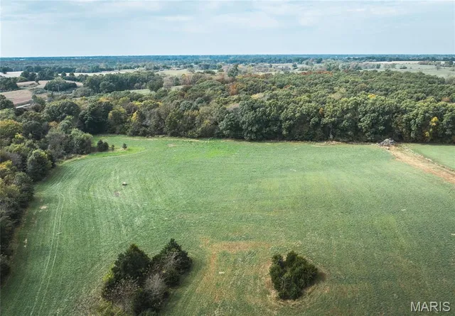 $475,000 | 23800 Foxtrot Lane, Kirksville, MO 63501