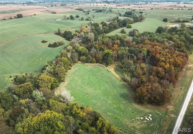 $475,000 | 23800 Foxtrot Lane, Kirksville, MO 63501