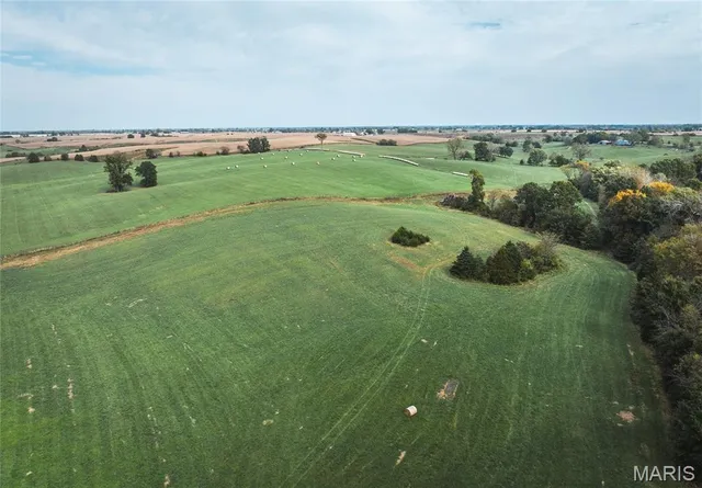 $475,000 | 23800 Foxtrot Lane, Kirksville, MO 63501