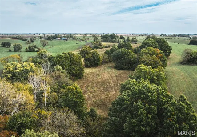 $475,000 | 23800 Foxtrot Lane, Kirksville, MO 63501