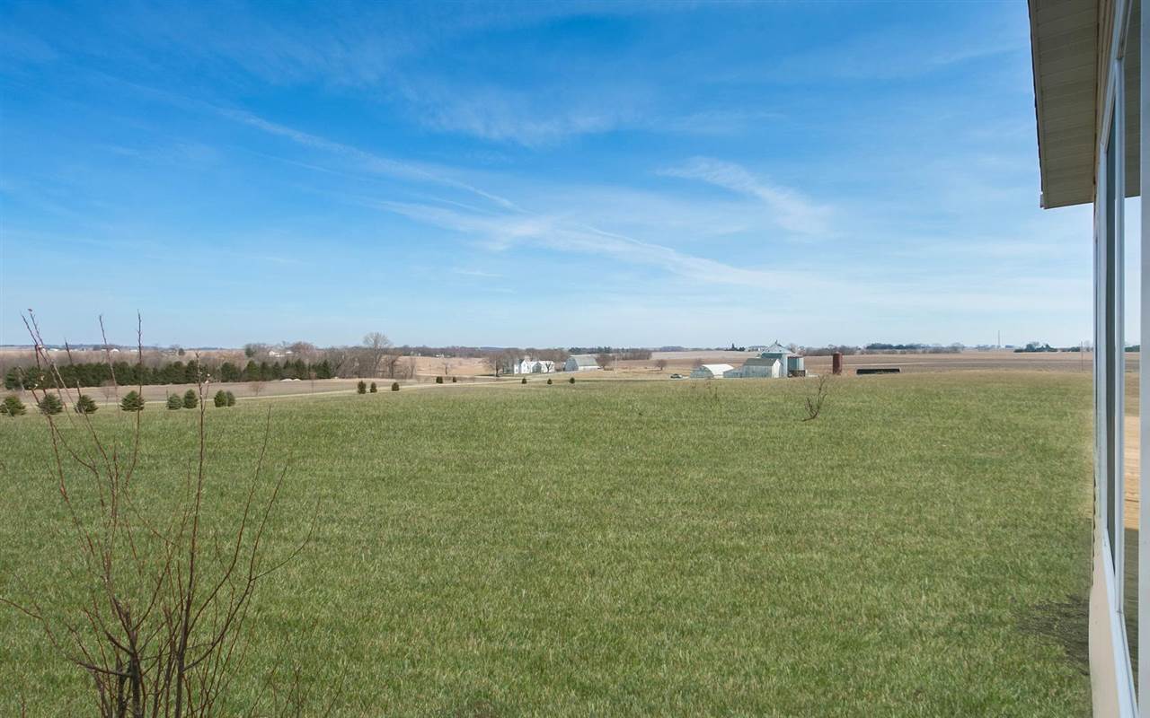 1020 Springville Road Mount Vernon, IA 52314 - Photo 31 of 33 Gallery Image 31