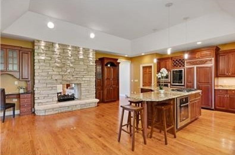 7N165 Lancaster Road St. Charles, IL 60175 - Photo 12 of 45