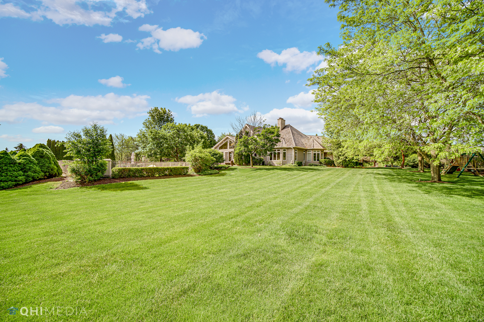 7N165 Lancaster Road St. Charles, IL 60175 - Photo 5 of 45