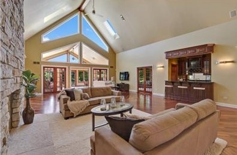 7N165 Lancaster Road St. Charles, IL 60175 - Photo 8 of 45