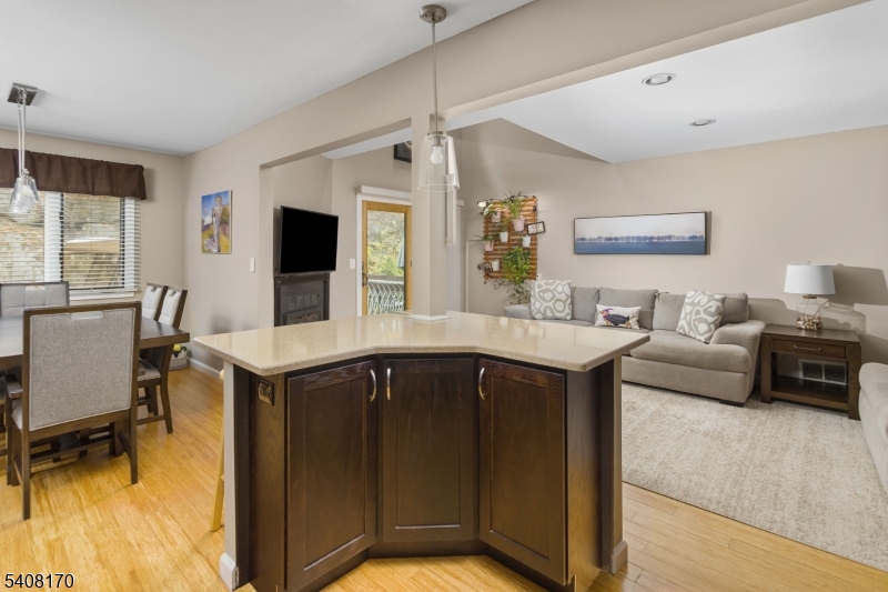 97 Continental Road Morris Plains, NJ 07950 - Photo 19 of 47