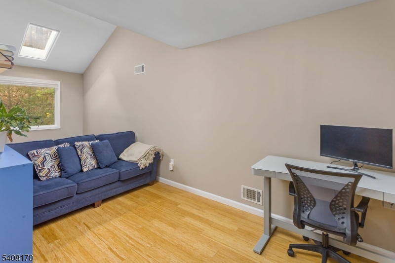 97 Continental Road Morris Plains, NJ 07950 - Photo 26 of 47